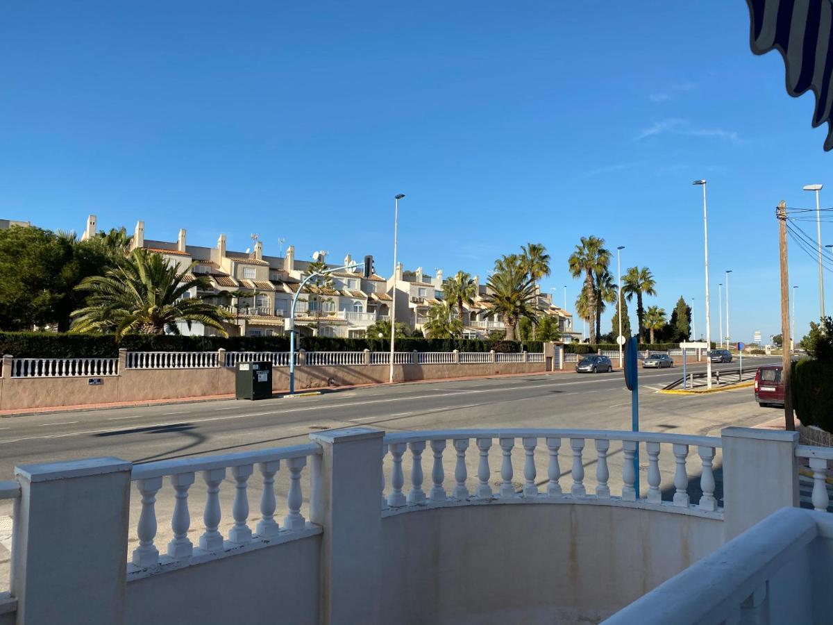 Apartamento Pod Papugami Torrevieja Extérieur photo
