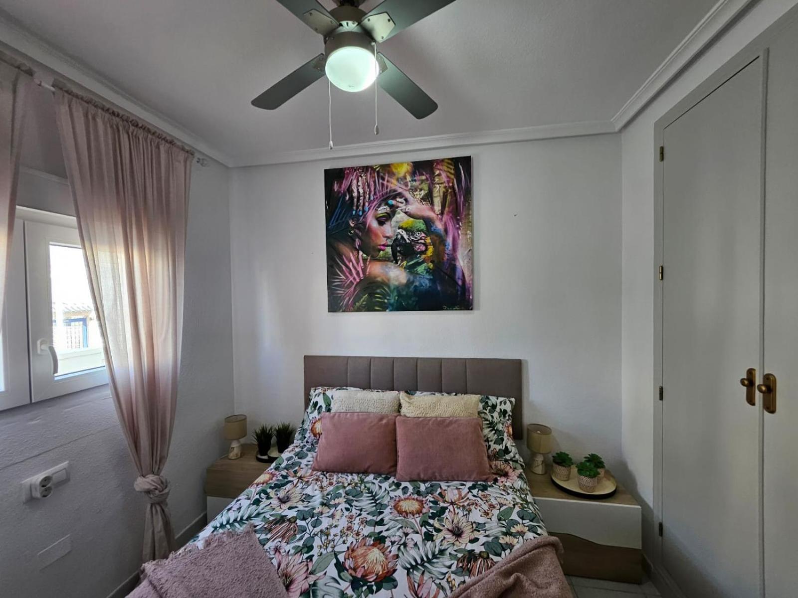 Apartamento Pod Papugami Torrevieja Extérieur photo